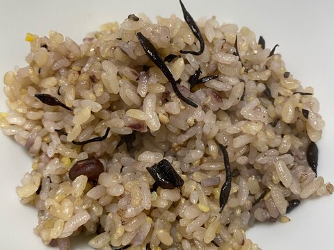 玄米穀米ひじきご飯